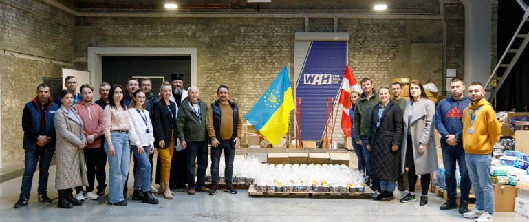 Компанія West Auto Hub та ГО "Волинське братство Святого Володимира Великого" вітає християн східного обряду з Воскресінням Христовим!