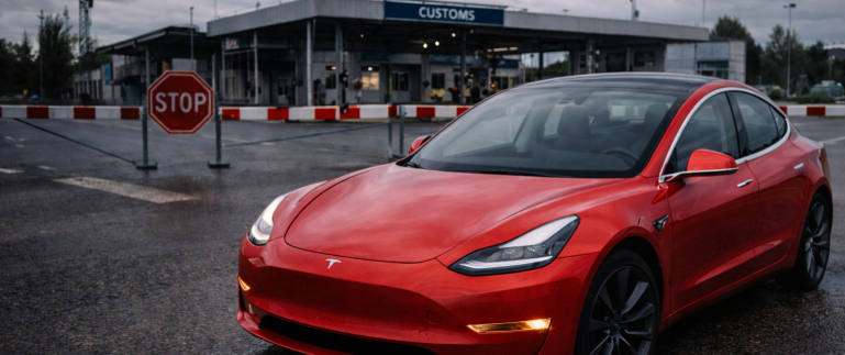 Коли митниця помиляється: як Волинська митниця втричі завищила вартість Tesla і які закони при цьому порушила