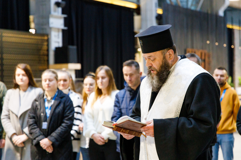 Компанія West Auto Hub та ГО "Волинське братство Святого Володимира Великого" вітає християн східного обряду з Воскресінням Христовим! фото 6