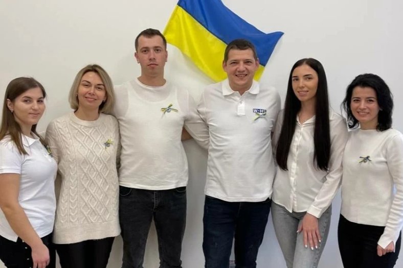 Синьо-жовтий настрій: WAH долучився до відзначення Дня єднання в Україні фото 12