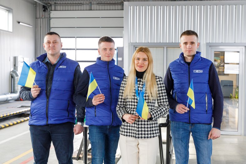 Синьо-жовтий настрій: WAH долучився до відзначення Дня єднання в Україні фото