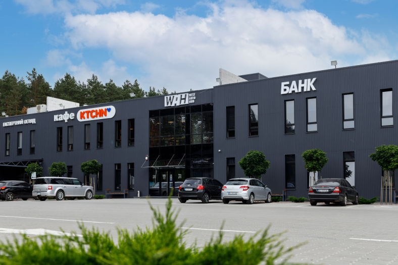 Історія компанії West Auto Hub фото 3