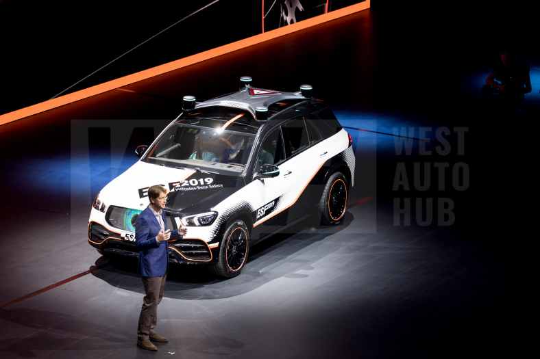 Історія компанії West Auto Hub фото 8