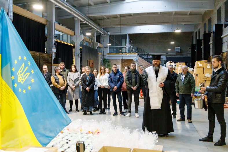 West Auto Hub Company and NGO "Volyn Brotherhood of St. Volodymyr the Great" congratulates Eastern Rite Christians on the Resurrection of Christ! photo 1