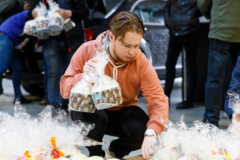 Компанія West Auto Hub та ГО "Волинське братство Святого Володимира Великого" вітає християн східного обряду з Воскресінням Христовим! фото 5