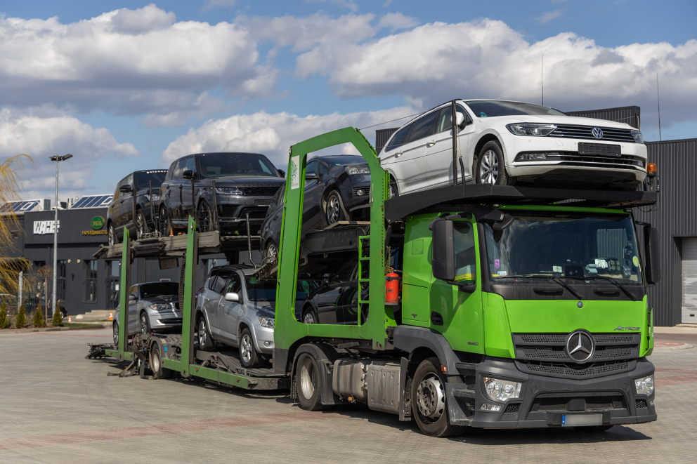 Доставка авто з Європи для дилерів: повний цикл у WAH фото