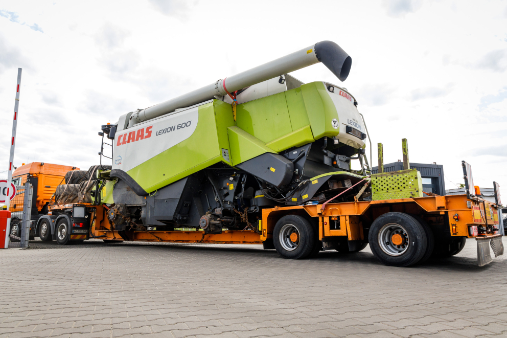 СПЕЦТЕХНІКА З-ЗА КОРДОНУ фото