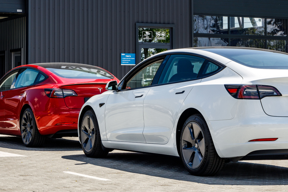 Як вигідно обрати електрокар фото