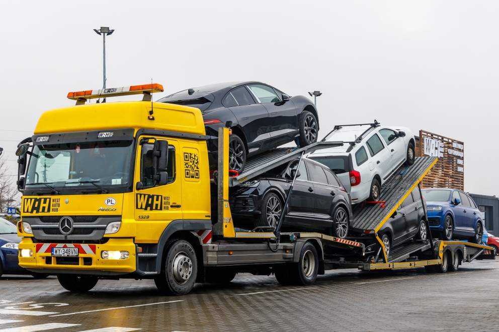 Доставка авто в Україну у 2025: тарифи, маршрути та доплати фото