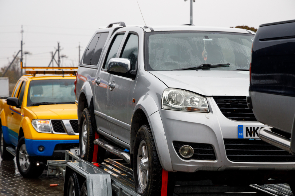 Чи варто українцям купувати праворульний автомобіль? фото 1