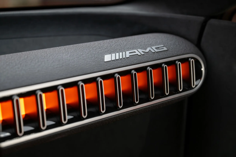 Mercedes-AMG GT XX Concept: нова ера спортивної розкоші фото 7