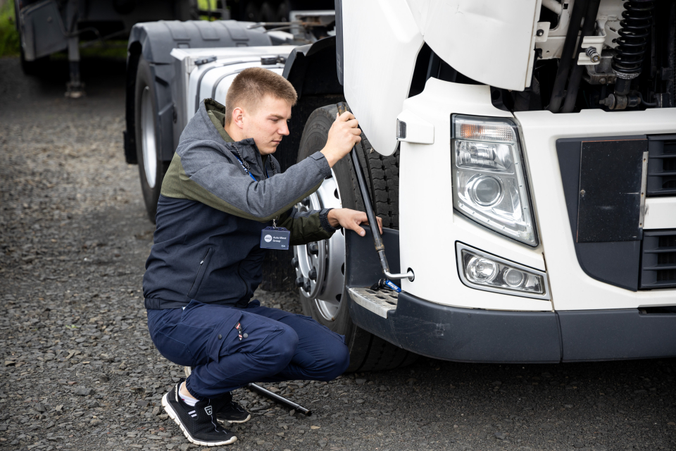 Спецтехніка з Європи: як зробити правильний вибір фото 3