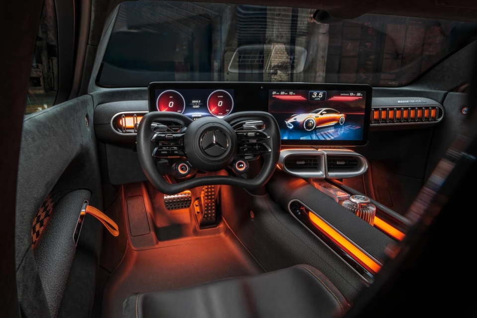 Mercedes-AMG GT XX Concept: нова ера спортивної розкоші фото 5